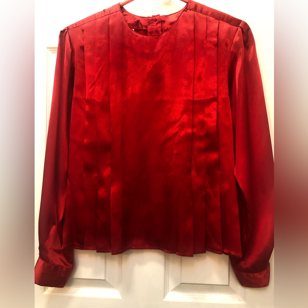 HOLIDAY Red pleated front Blouse